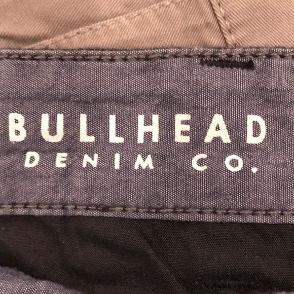 4 Pairs of Bullhead Chino Pants - Picture 2 of 6